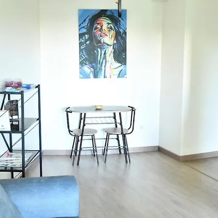 Luxurious With Terrace & Pool Apartment
